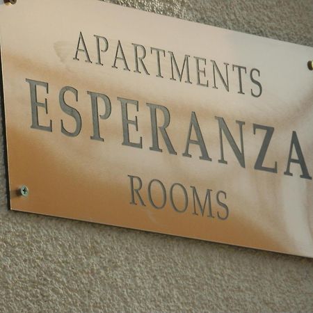 Apartments Esperanza 尤塔哈 外观 照片