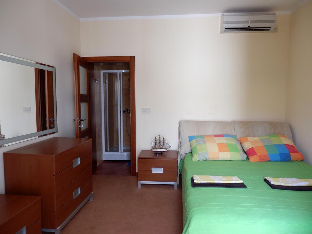 Apartments Esperanza 尤塔哈 外观 照片